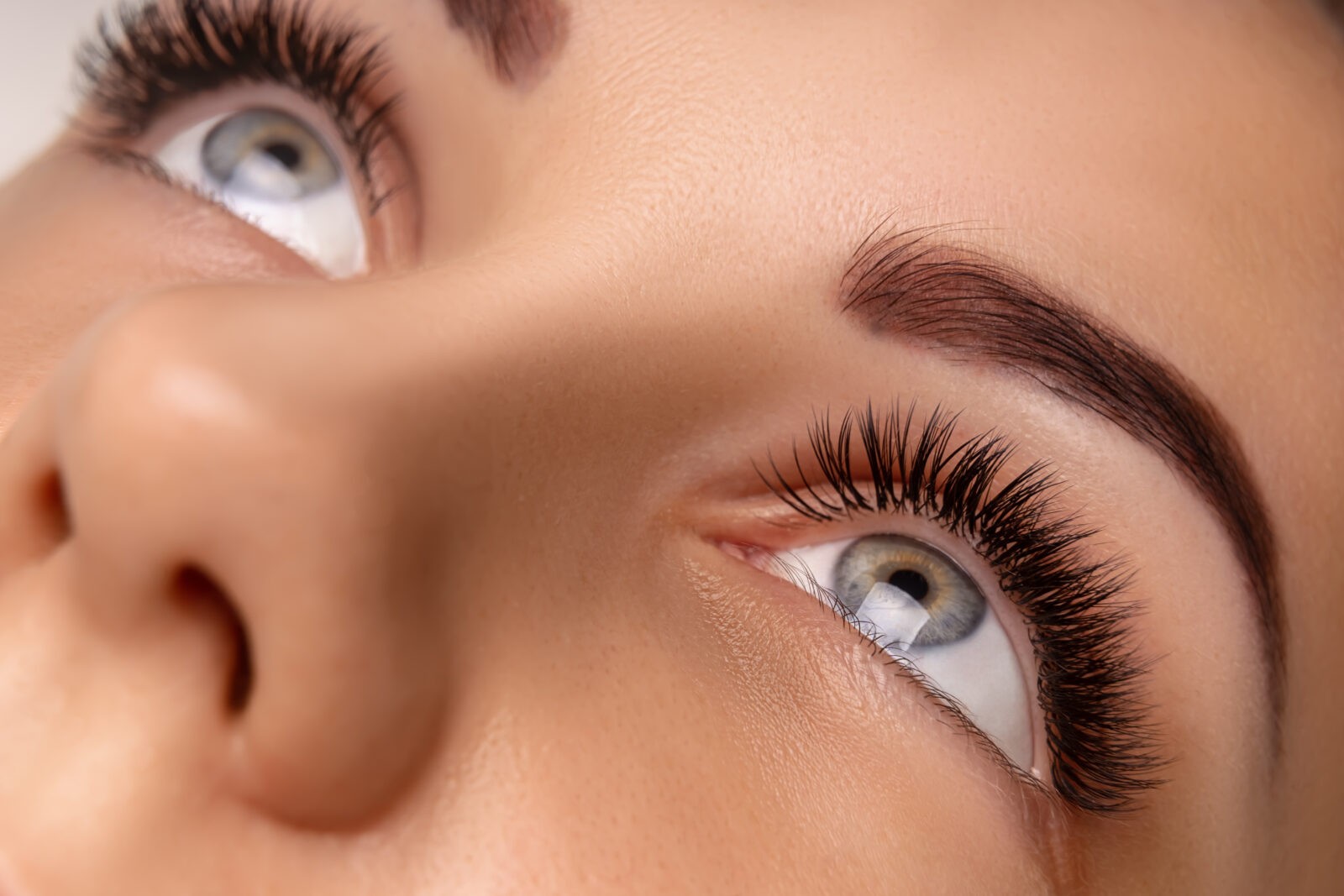 Eyelash Extension Procedure.